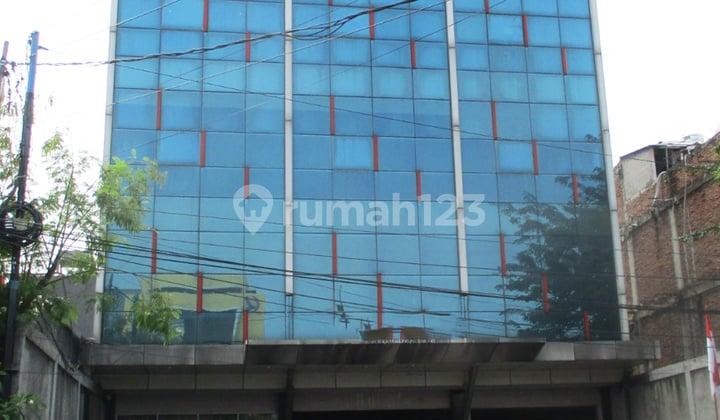 Mini Building on Jl. Ciputat Raya, Kebayoran Lama, South Jakarta