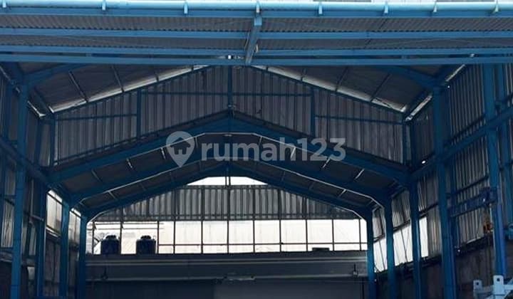 Workshop Jl. Sungai Berantas, Semper Barat, Cilincing, Jakarta Utara