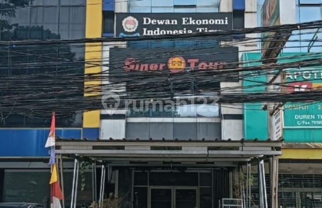 3-story Shophouse in Duren Tiga, Strategic Location