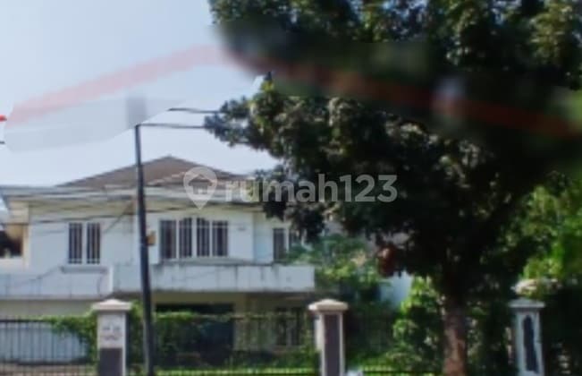 Old House in Pondok Indah, Main Road, Land Price Calculated.
