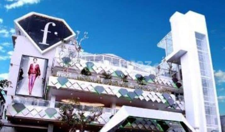 Hotel **** Bali 5 Lantai Lokasi Strategis