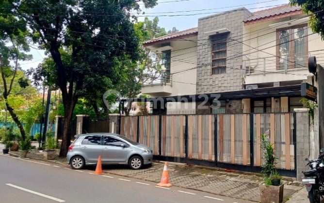 Rumah Huk Kebayoran.baru Harga Hitung Tanah Lokasi.strategis
