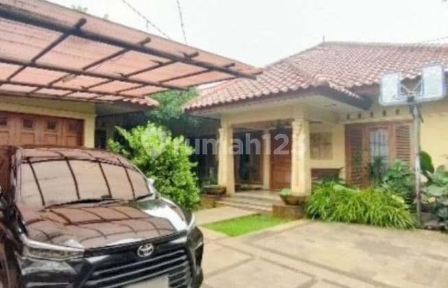 Rumah Hoek Pejaten Barat Hitung Tanah