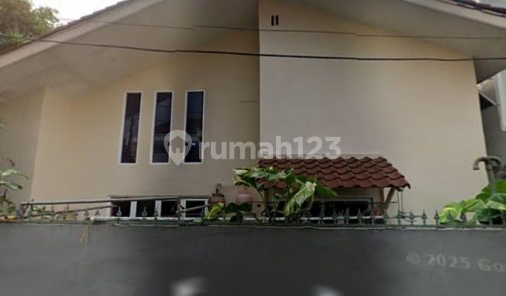 Rumah Hoek Kebayoran Baru Harga Hitung Tanah