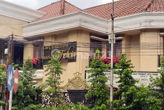 Rumah 2 Lantai Bintaro Bisa Tempat Usaha