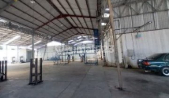 Gudang Luas Ex Pabrik Di Jl. Pemda Karadenan Cibinong
