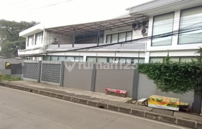 Gedung Bagus di Jl. Shaleh Iskandar Kec.tanahsereal Bogor
