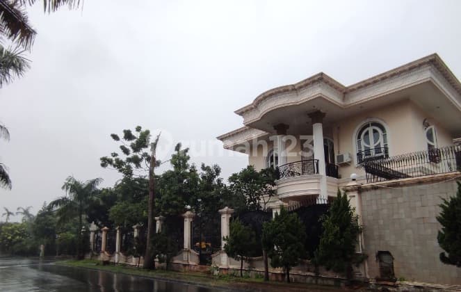 Rumah Megah Asri Di Pangkalan Jati Kec. Cinere Kota Depok
