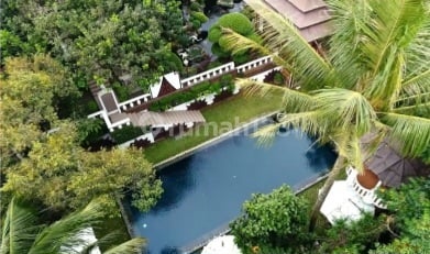 Villa Mewah di Cikopo Megamendung Kab. Bogor