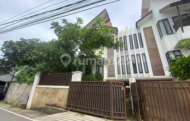 Rumah Murah 2 Lantai SHM Cash Only di Syarpa, Cigajur, Jakarta Selatan