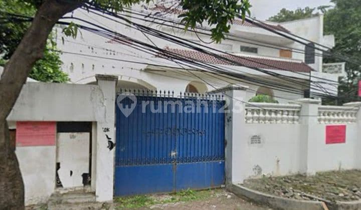 Rumah murah 2 lantai SHM cash only di Simprug Garden, Grogol Selatan, Jakarta Selatan
