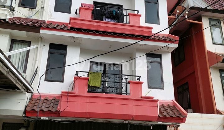 Ruko Murah 3 Lantai SHM Cash Only di Greenville Maizonette,Duri Kepa,Jakarta Barat