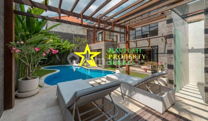 Modern 4 Bedrooms Villa At Strategic Location Kerobokan