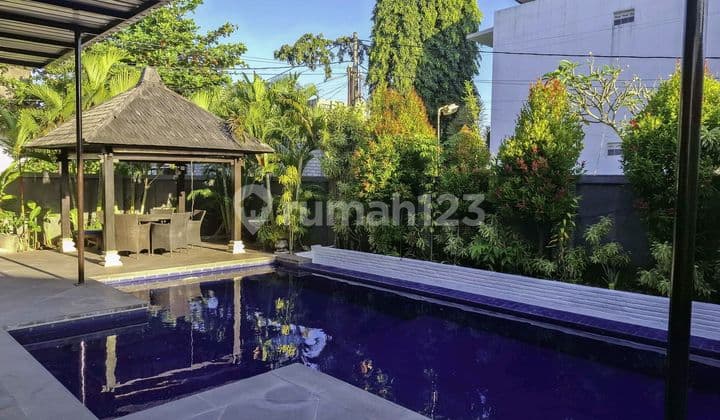 6 Bedrooms Villa At Strategic Location, Near Jimbaran Beach