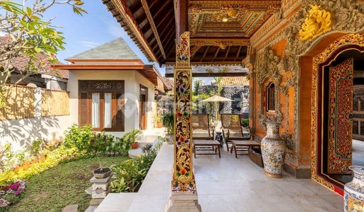 For Leasehold 30 Years, Great Choice For Living & Investment! Beautiful Mix Balinesse & Modern Style Villa At Beachside Sanur