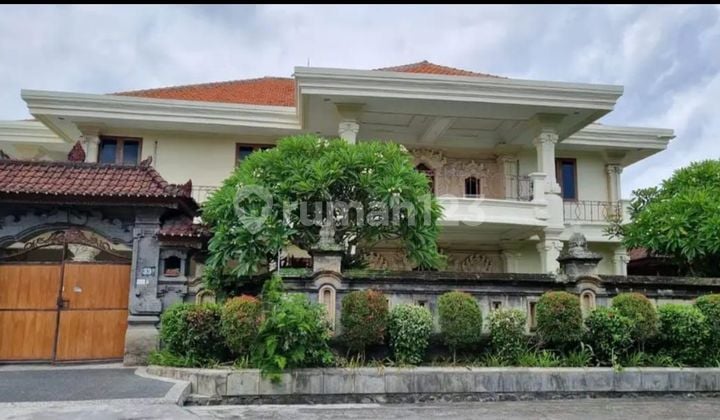 Luxury House in the Elite Area of East Gatot Subroto, Denpasar