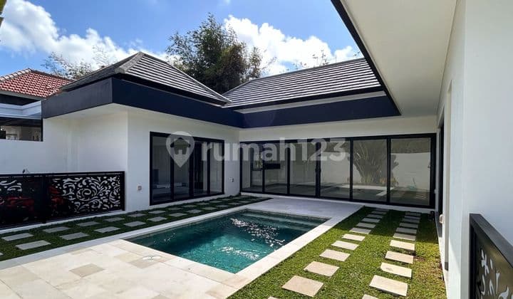 Brand New Modern Villa In South Kuta,near Gunung Payung Beach