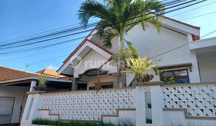 Quick Sale 1 Floor House Strategic Location In Jimbaran Bawah
