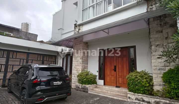 4-Bedroom House with Sunrise & River View, Near Sanur Beach