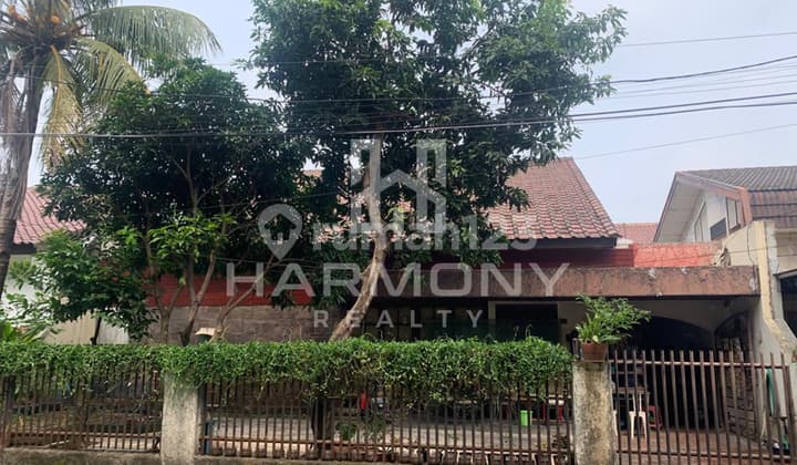 SHM House in Sunrise Garden, West Jakarta