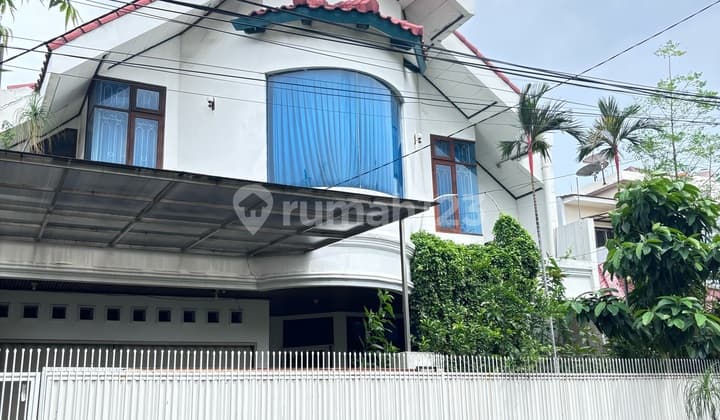 Dijual Rumah di Tomang Jakarta Barat