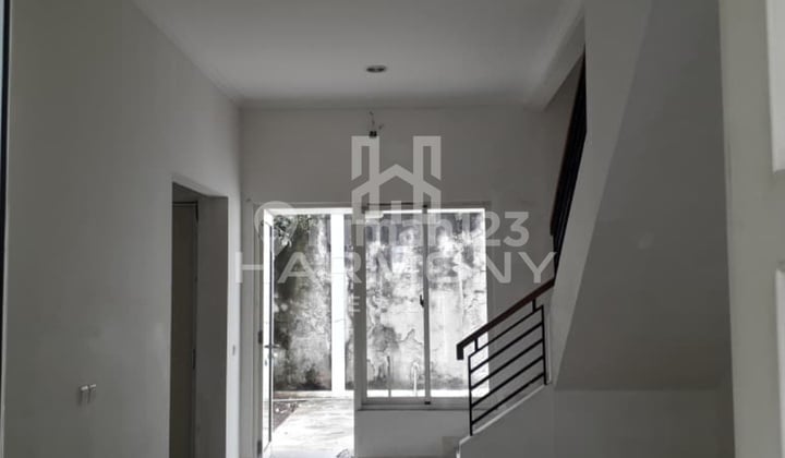 Disewakan Rumah di Canary The Spring, Gading Serpong, Tangerang