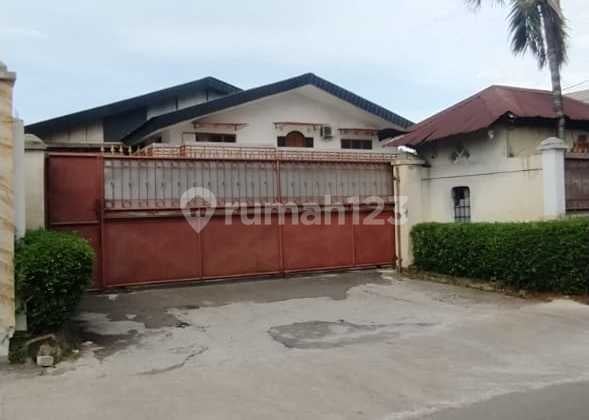 Gudang di Cibubur, Ciracas Jakarta Timur