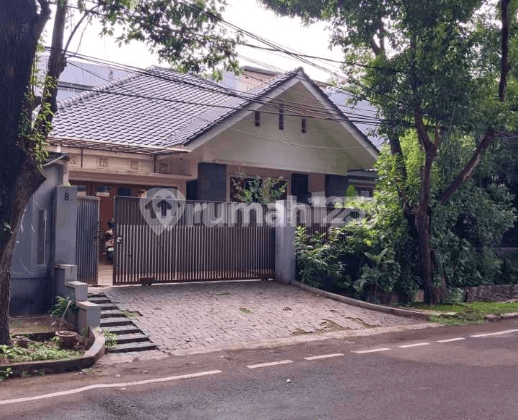 Turun Harga... Rumah Bagus Strategis di Mendawai, Kby Baru.