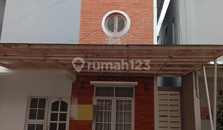 Di Jual Rumah Minimalis Modern Imut di Cluster Cisaranten Kulon