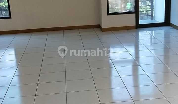 Disewakan Ruko 2 Lantai Siap Usaha Taman Kopo Ketapang