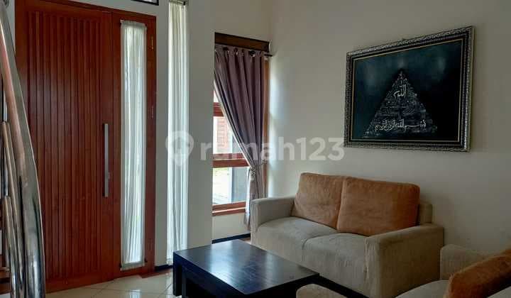 Dijual Rumah Furnished Cluster Sayap Cikutra Dekat Kampus Widyatama