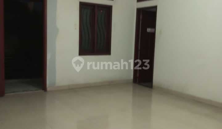 Jual Rumah 2 Lantai di Batununggal Indah
