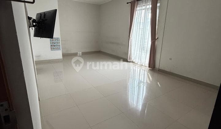 Disewakan Rumah Minimalis 2 Lantai di Cluster Buah Batu