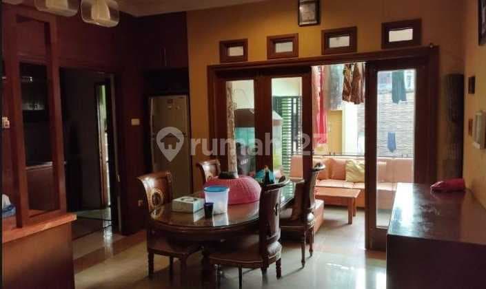 Di Jual Rumah Full furnish Kayu Jati Di Sayap Taman Sari Cihampelas