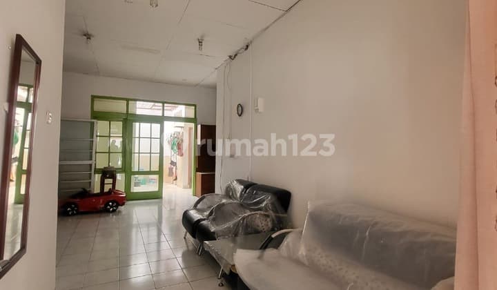 House for Sale in Kopo Permai 1 Complex.