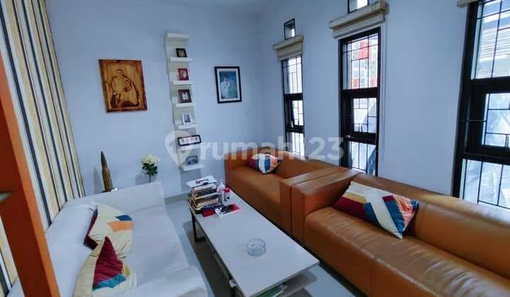 Dijual Rumah Siap Huni di Taman Kopo ketapang