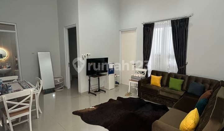 Dijual Rumah Siap Pakai di Cherry Field Bandung