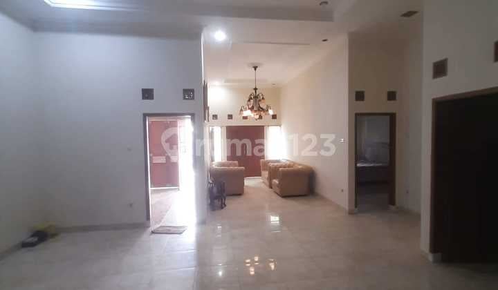 Dijual Rumah Terawat di Taman Kopo Indah Tki 3