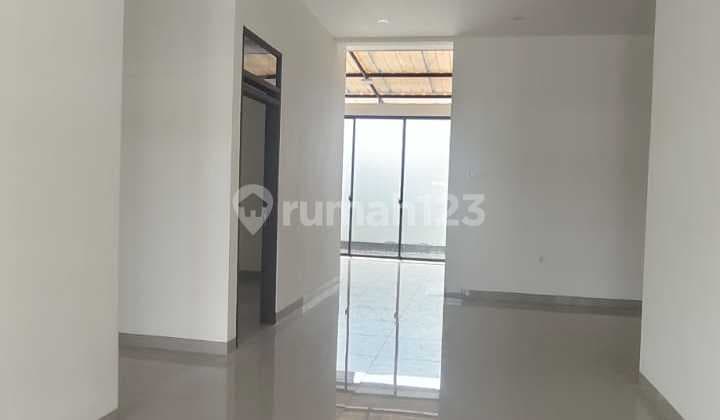 Dijual Rumah Lux Lokasi Premium di Taman Kopo Indah TKI 2