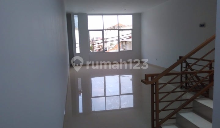 Di Sewakan 1 Unit Ruko Sayap Alun Alun Bandung.