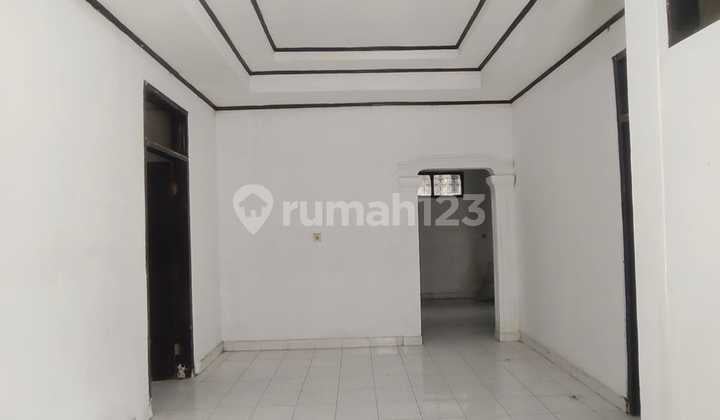 For Rent Ready-to-Occupy House in Taman Kopo Indah Tki 1