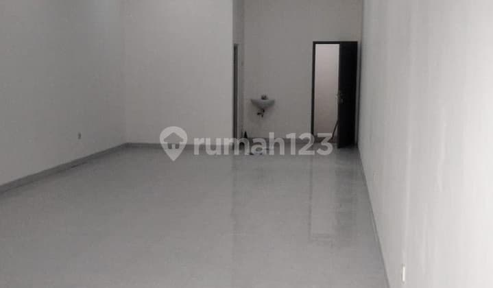 Ruko 1 Lantai Siap Pakai di Jalan Moh Toha Bandung