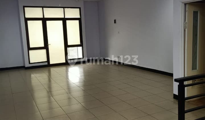 For Rent: Shop House in Taman Kopo Ketapang
