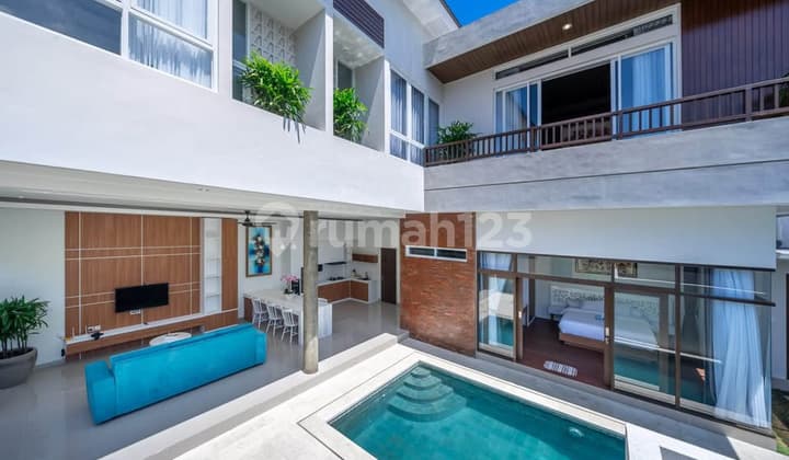 Stunning 4 Beds 4 Baths Villa In Berawa Canggu
