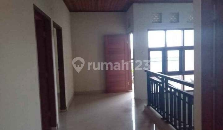 Rumah Semi Villa For Sale In Padonan Stunning 4 Bedrooms.