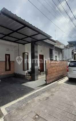 Dijual Rumah Lokasi Jalan Mekar Pemogan