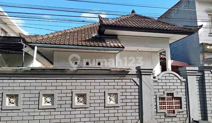 Dijual Rumah Strategis Sidakarya Jalan Pendidikan