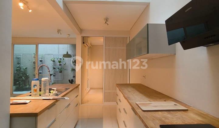 Rumah Mewah Siap Huni di Serenia Hills - Venture Timur, JakSel