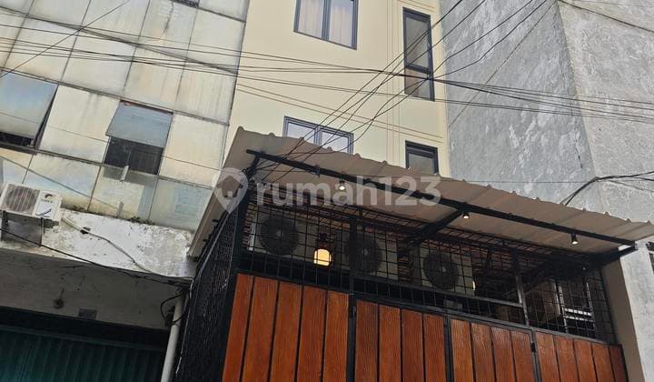 Exclusive Boarding House with 11% ROI Full Occupancy in Tambora, West Jakarta