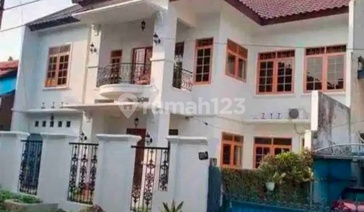 Dijual Cepat Rumah Elite Pasar Minggu 2 Lantai LT 390 M² Harga 9,5M Nego